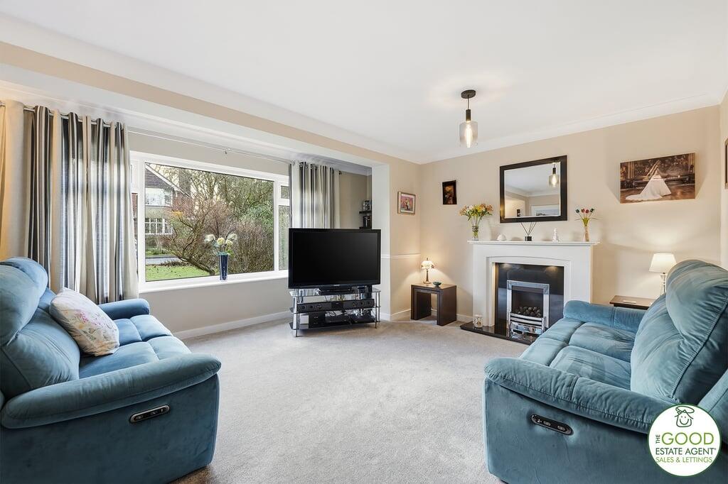 Woodlands Road, Handforth, SK9 3AU photo 3