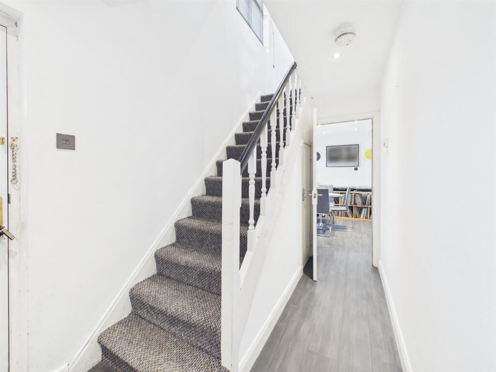 House in Derby - View 2