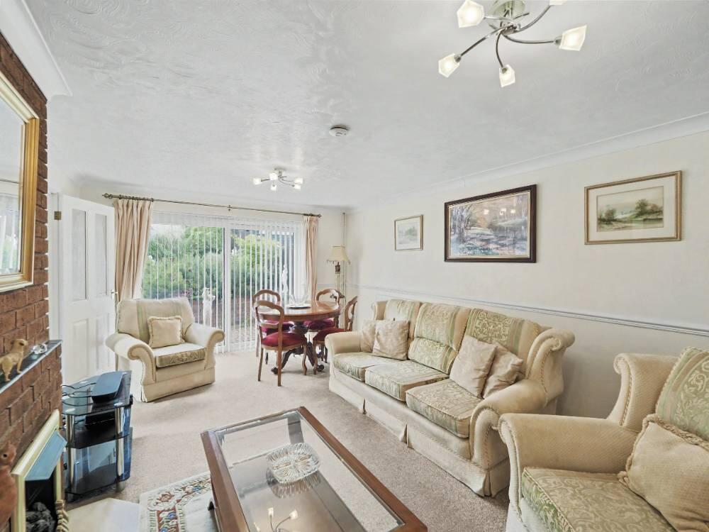 Kestrel Way, Burton-on-trent, DE15 0DJ - View 2