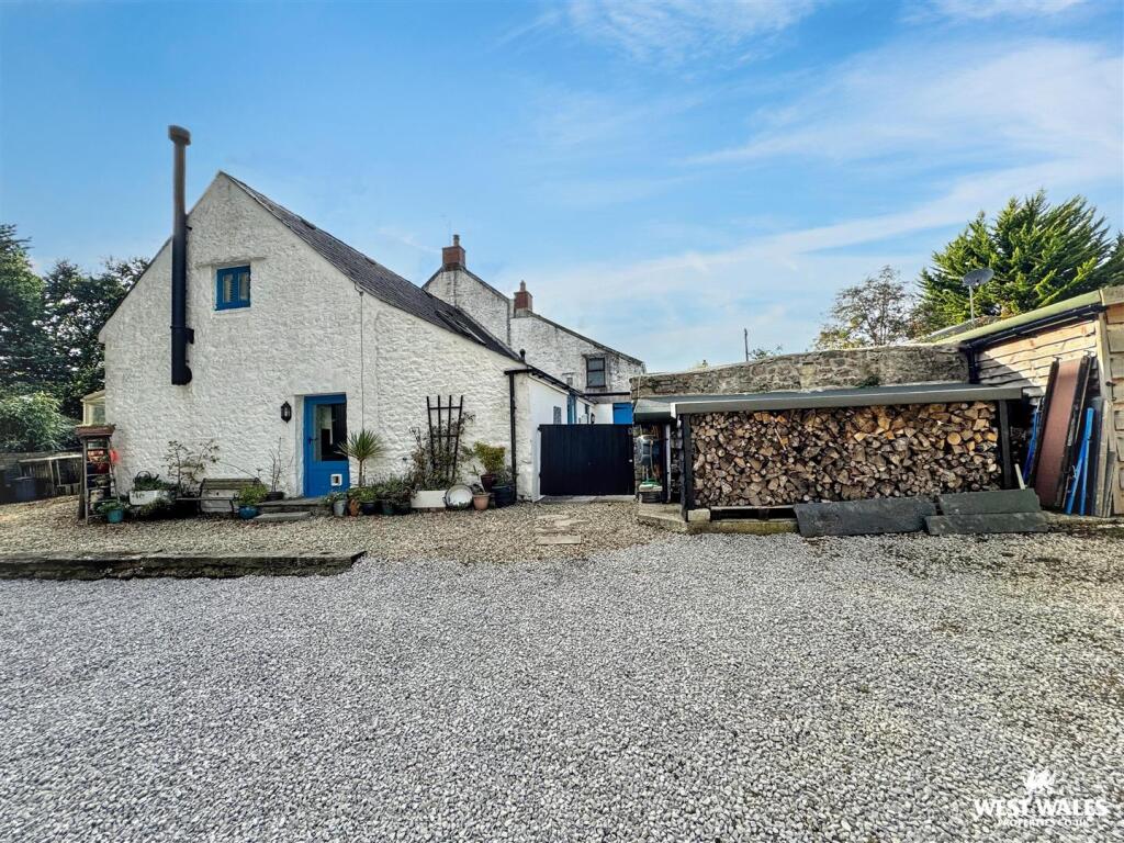 Main image of property: Golden Lane, Pembroke