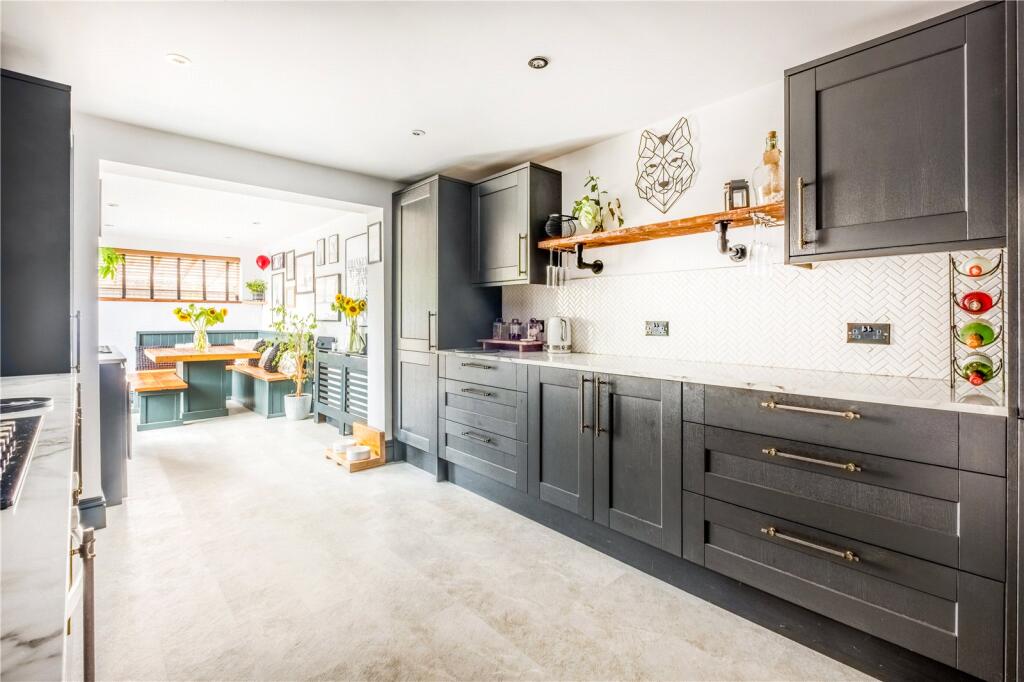House in Worthing, West Sussex - View 5