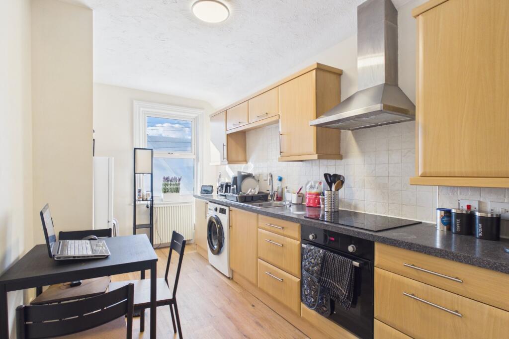 Main image of property: Basingstoke Road, Reading, Berkshire, RG2