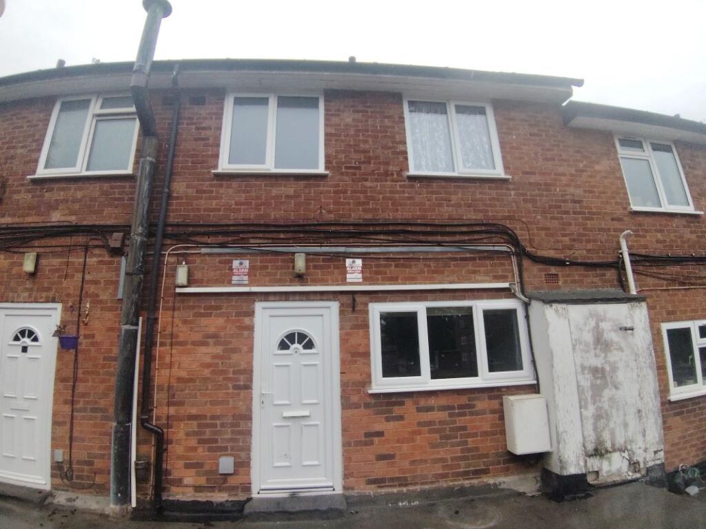 Main image of property: 8 Wingate Close, Birmingham, West Midlands, B30 1AA
