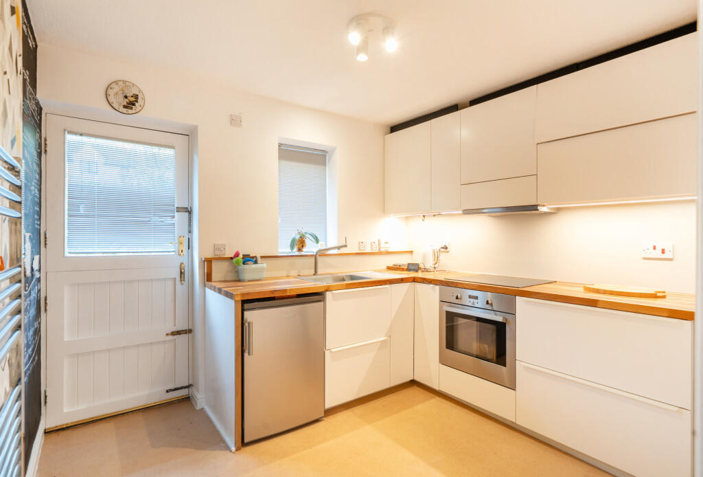 Additional image 4 of Harbutts, Bathampton, Bath, Somerset, BA2