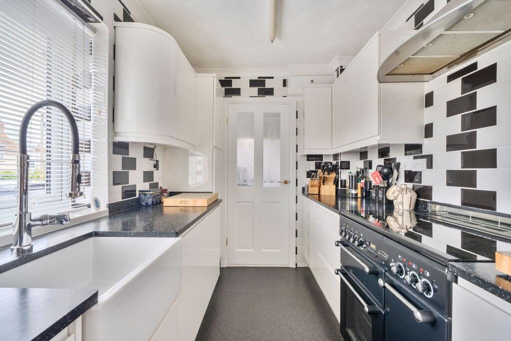 Orchard Road, Axbridge, BS26 photo 5