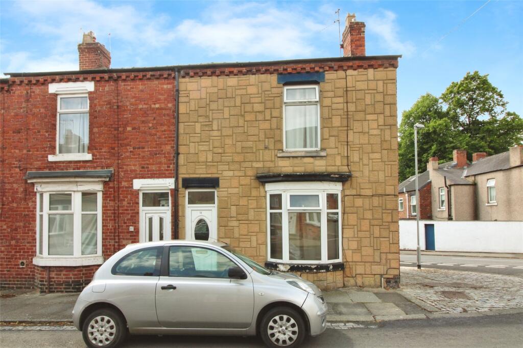 2-bed terraced on Willow Road East, Darlington, DL3, £70,000