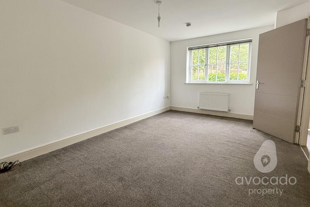 House in Guildford - View 4