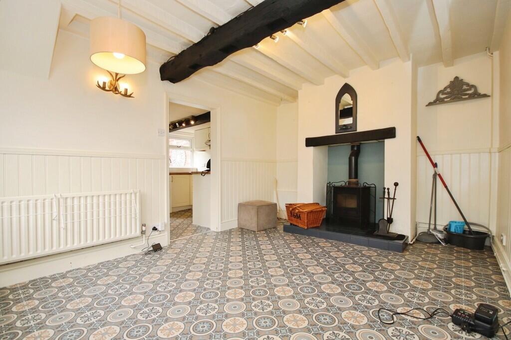 House in Lincoln - View 5