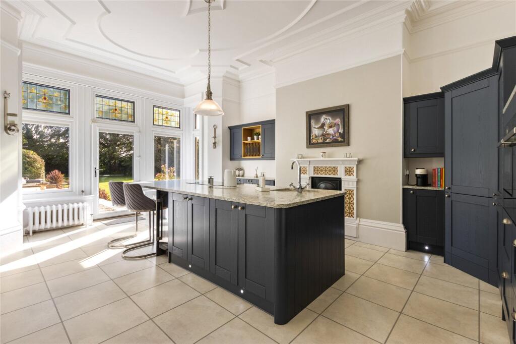 House in Doncaster - View 3