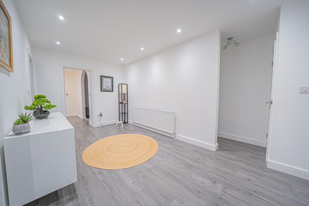 Additional image 5 of Widney Manor Road, Solihull, B91