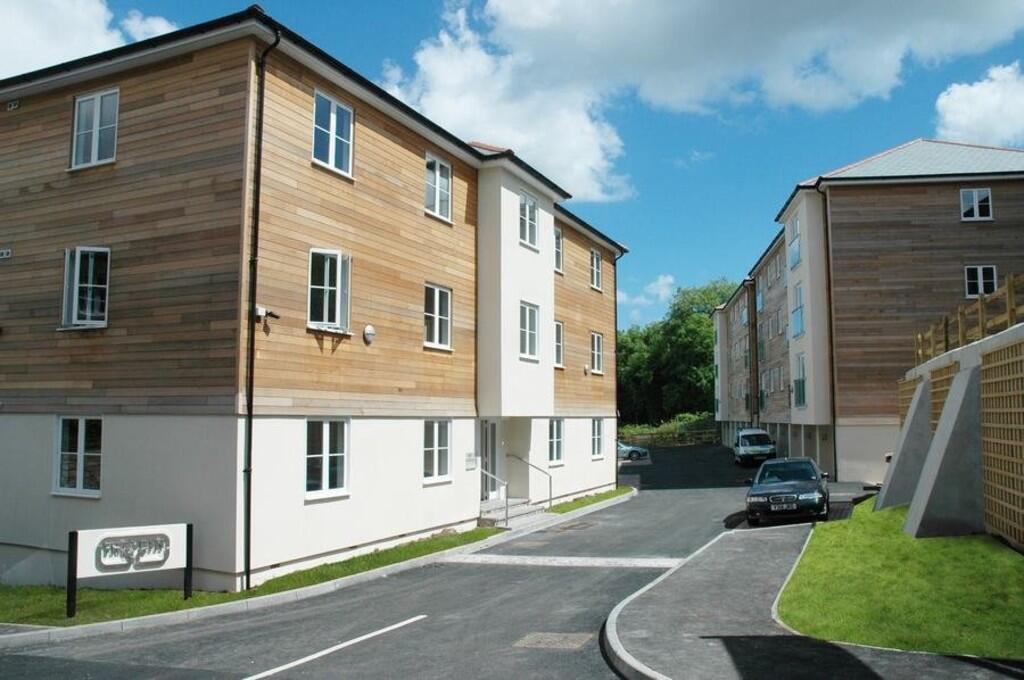 Main image of property: Avon House - Penryn