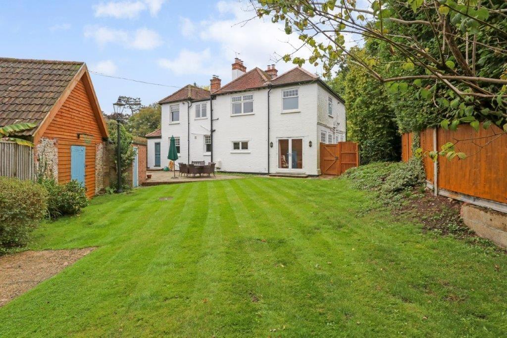 Main image of property: 88 Farnborough Road Farnham GU9