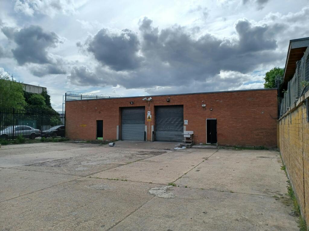 Rear Yard 2.jpg