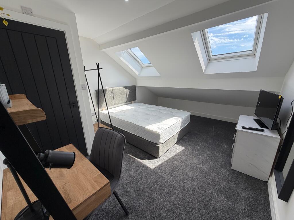 Main image of property: Room 5, Davenport Road