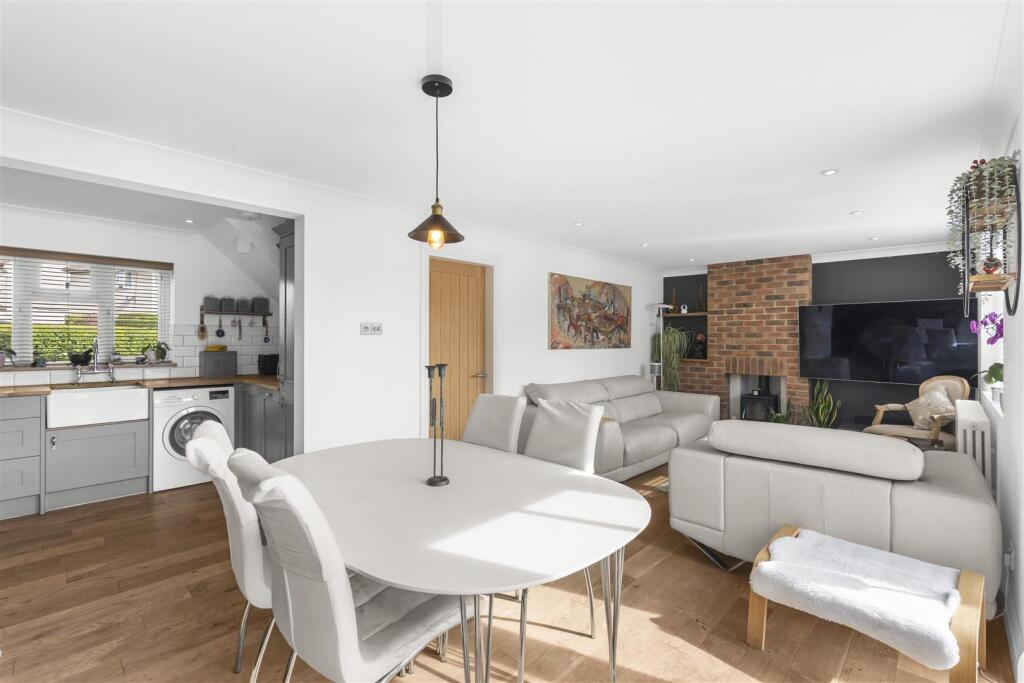 House in St Albans - View 5