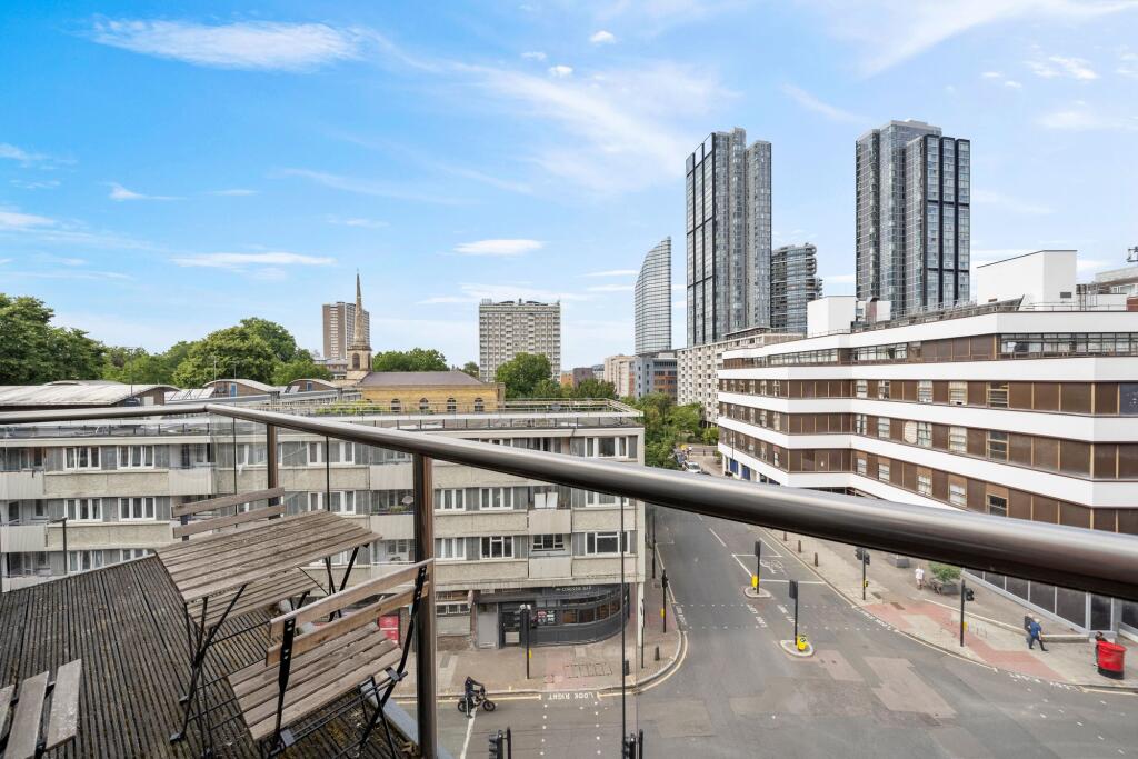 Apartment in London - More