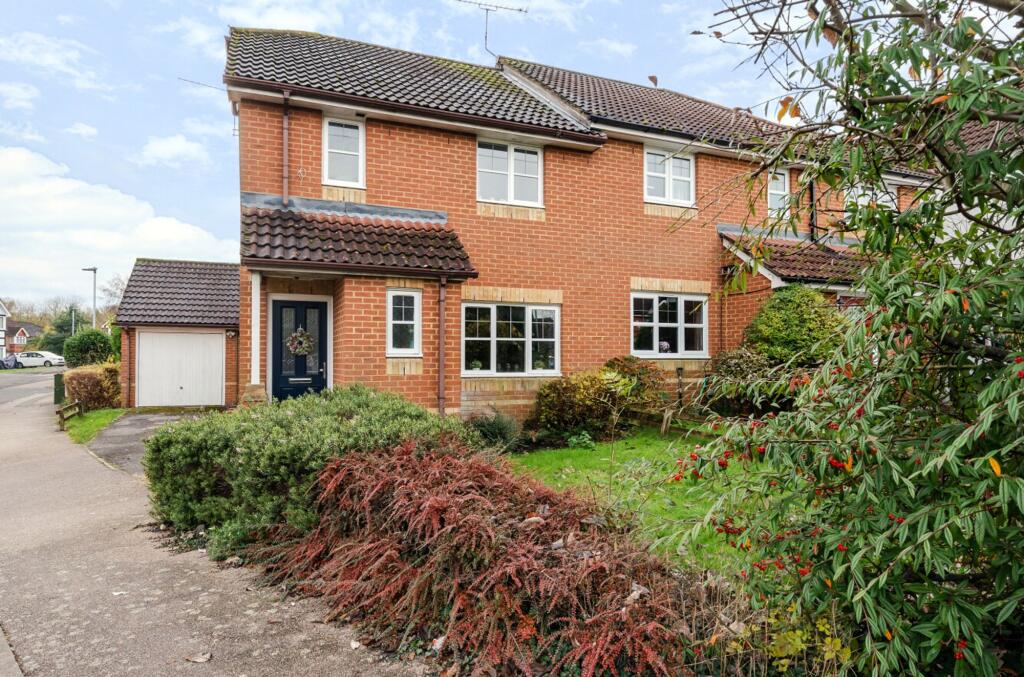 Main image of property: Francis Gardens, Warfield, RG42