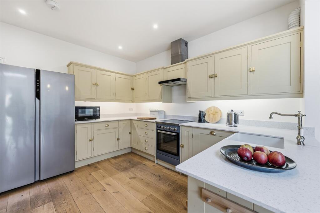 Haywood View, Grindleford, Hope Valley photo 5