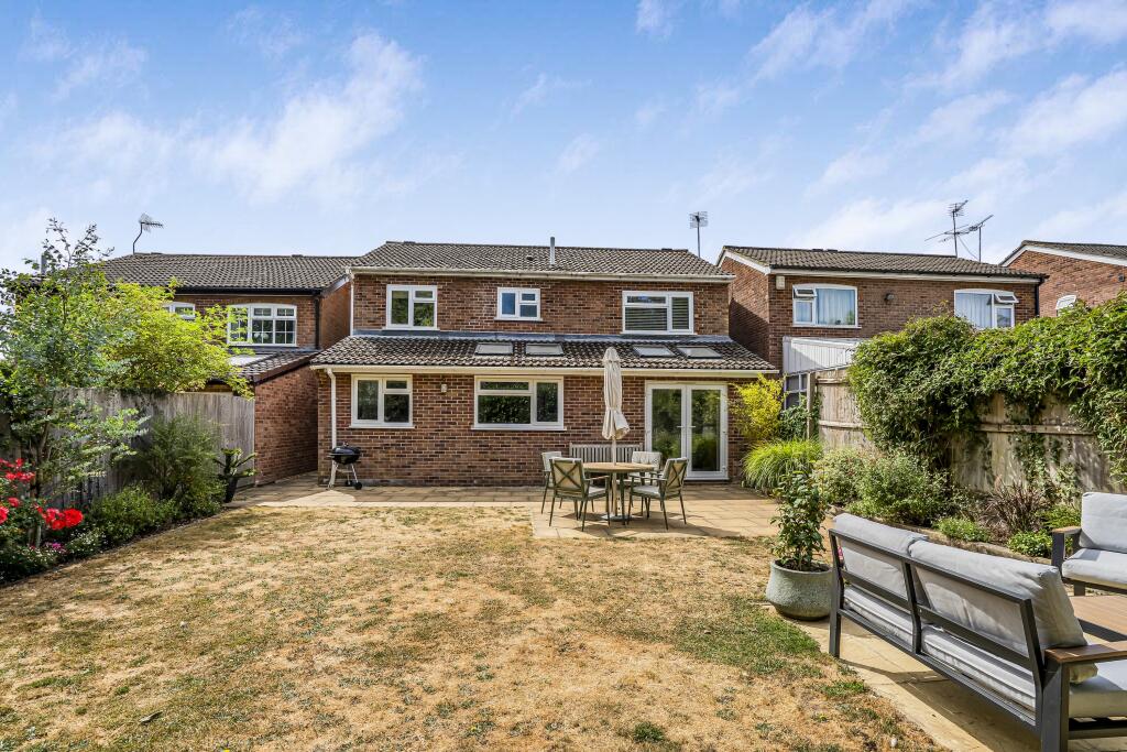 Peel Close, Kibworth Beauchamp, Leicestershire photo 4