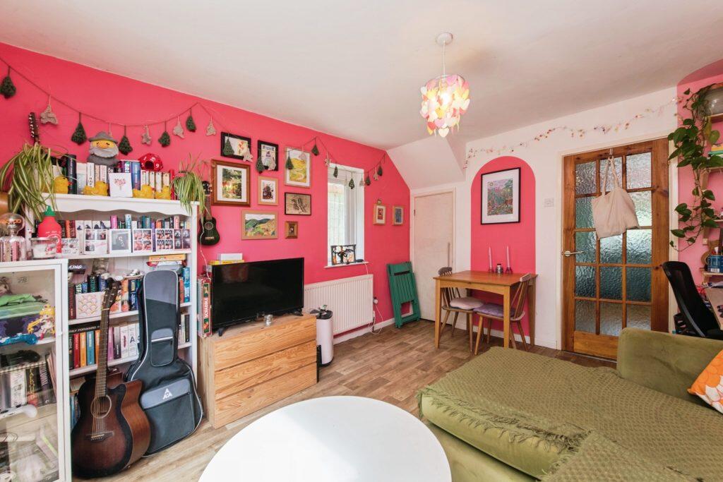 House in Exeter - View 4