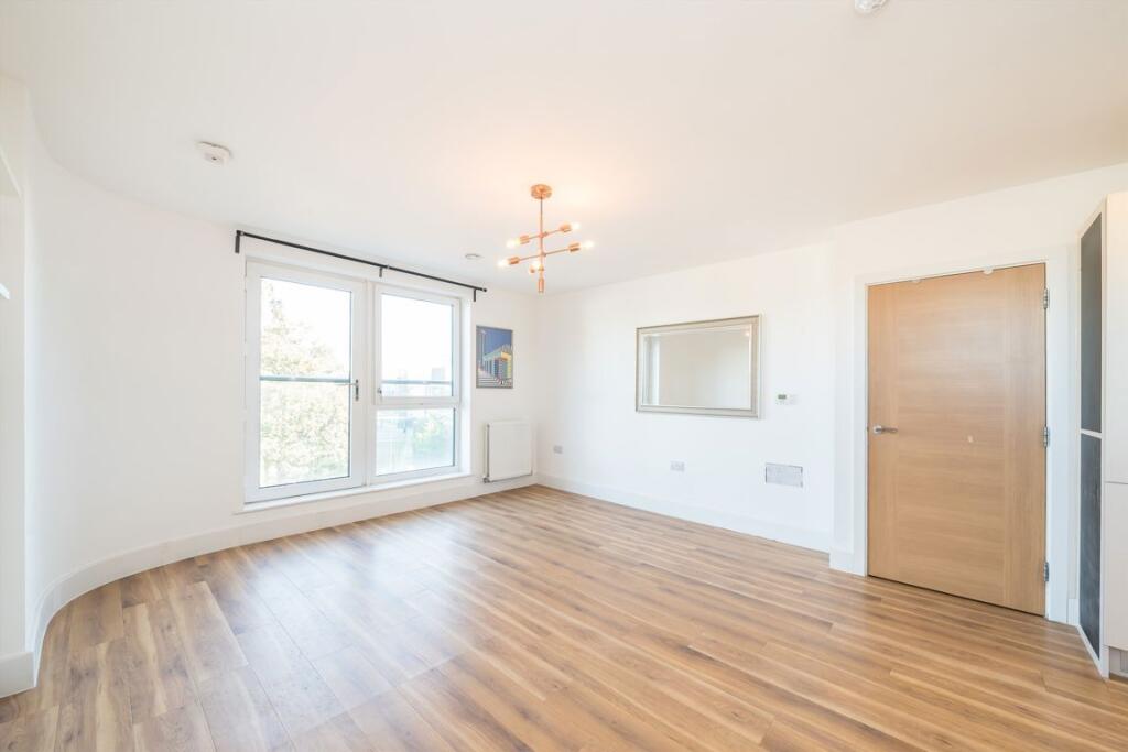 Apartment in London - View 2