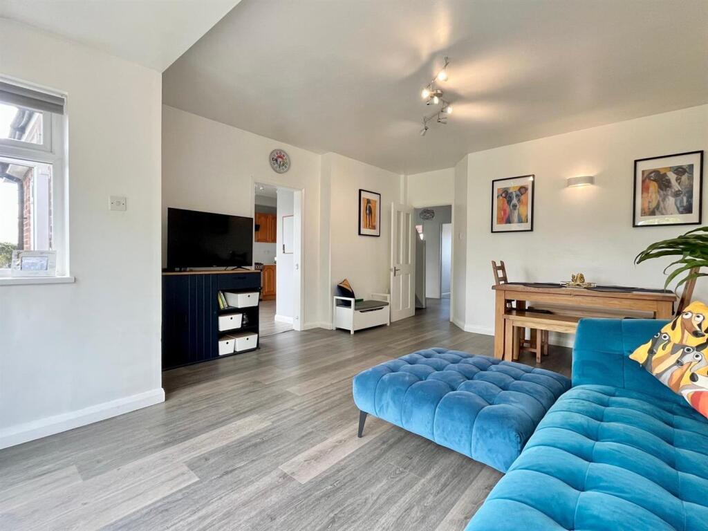 Overdale Avenue, Walmley, Sutton Coldfield photo 5