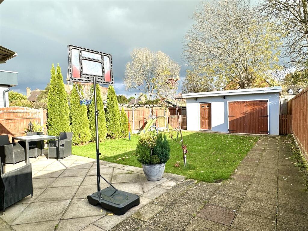 Additional image 17 of Cross Road, Alcester