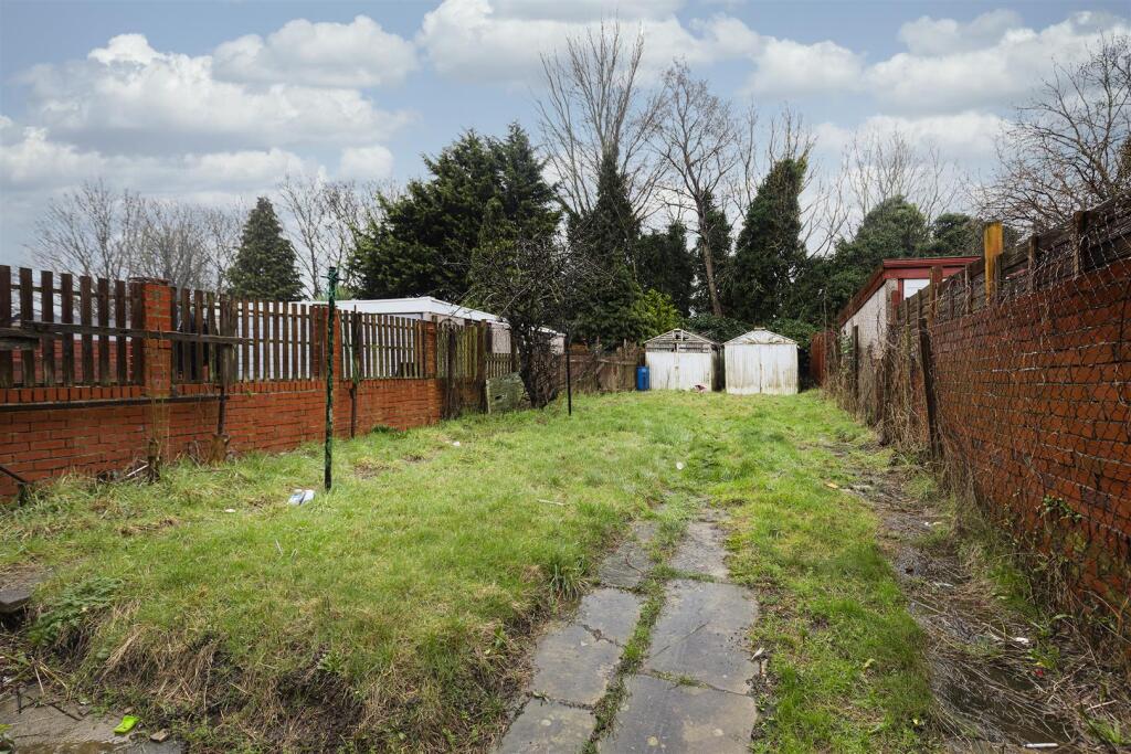 Alder Street, Fartown, Huddersfield photo 4