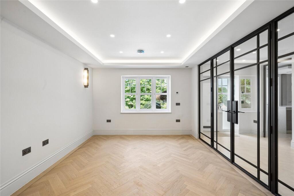 Haywards Close, Henley-on-Thames, Oxfordshire, RG9 - View 5