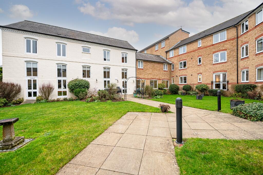 Main image of property: Waterside Court, Church Street, St. Neots, Cambridgeshire, PE19 2BL
