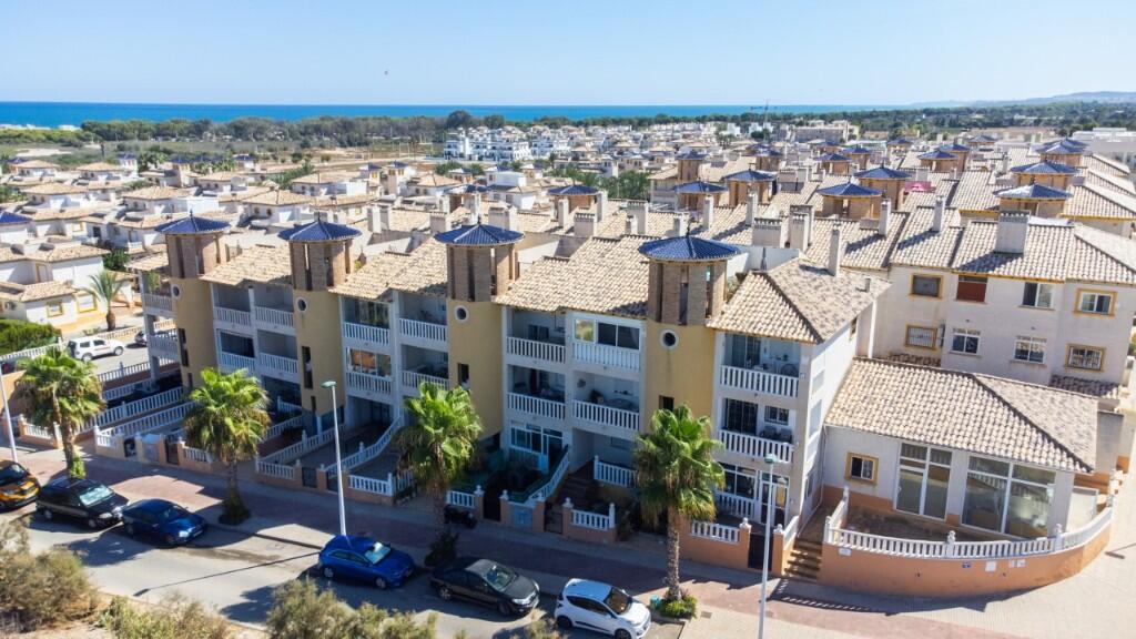 Main image of property: La Marina Del Pinet, Alicante, Valencia