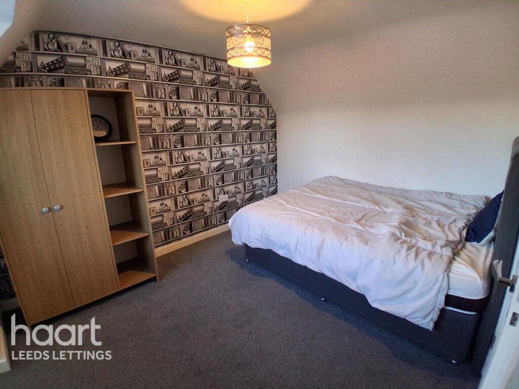 Main image of property: South Parkway, Leeds