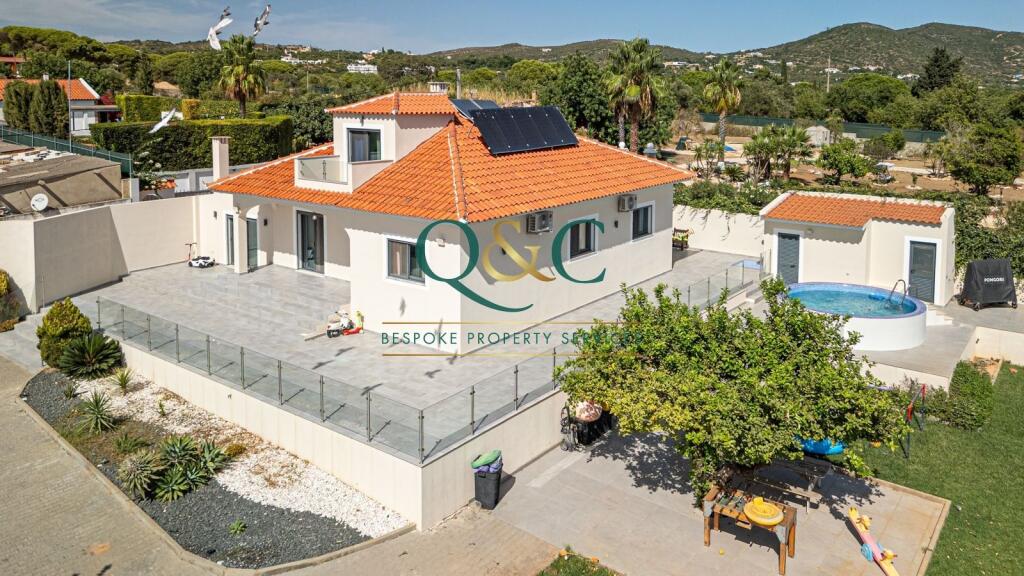 Main image of property: Algarve, Santa Bárbara de Nexe