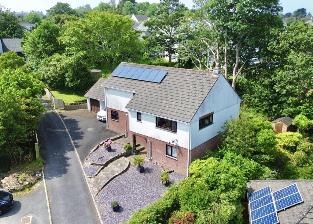 4-bed detached on Hurland Road, Truro, £550,000