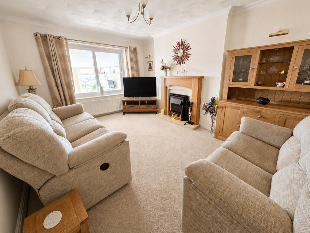 House in Adur, West Sussex - View 4