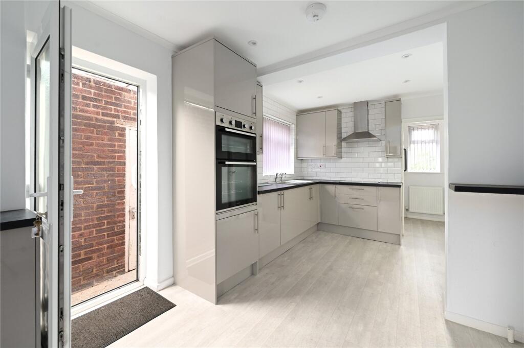 House in Spelthorne, Surrey - View 2