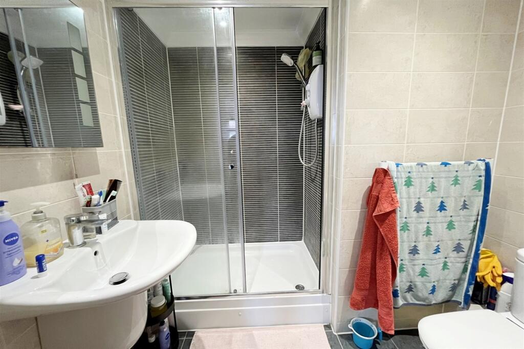 Apartment in Bournemouth - More