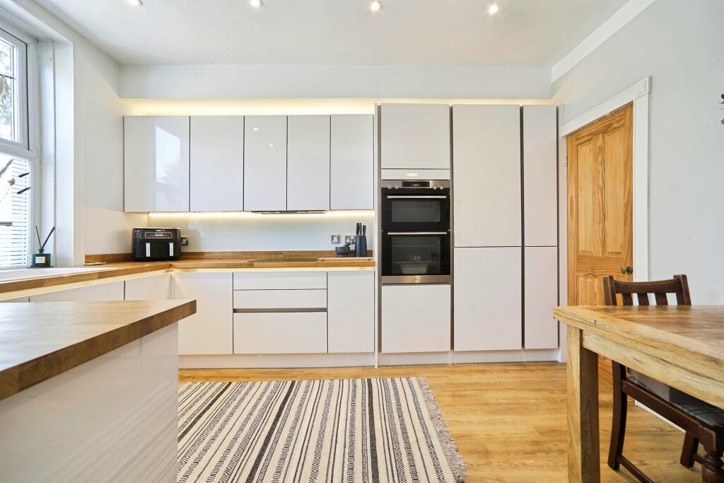 Henry Terrace, Yeadon, Leeds - More