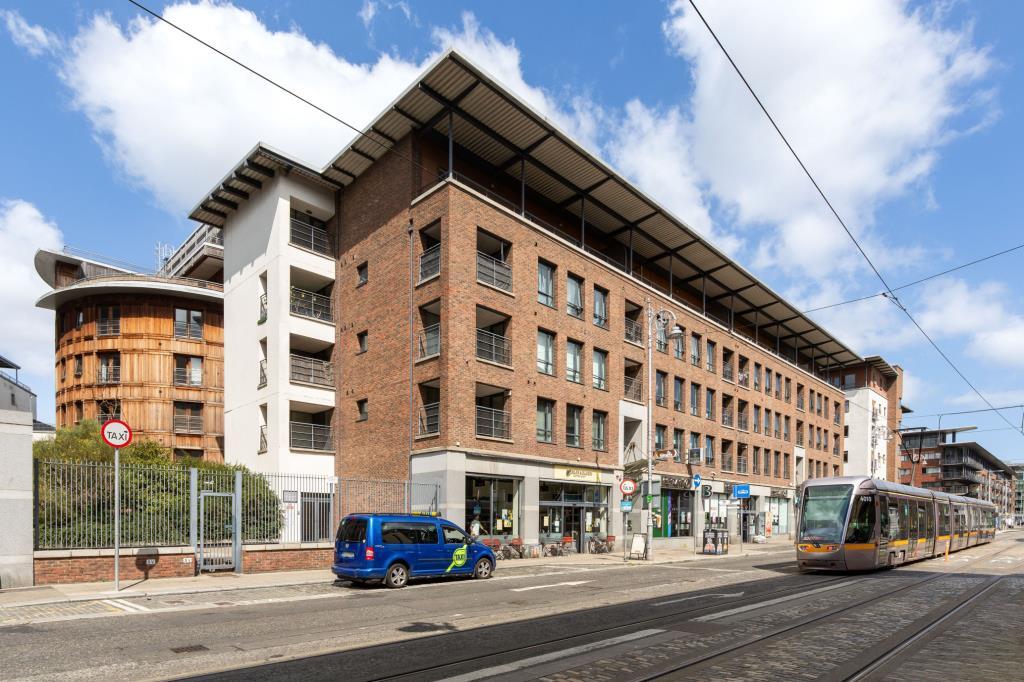 Main image of property: 4 Gandon House, Custom House Square, IFSC, Dublin 1, D01 HX34