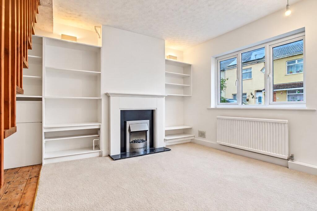 Redcliffe Street, Swindon, Wiltshire, SN2 photo 2