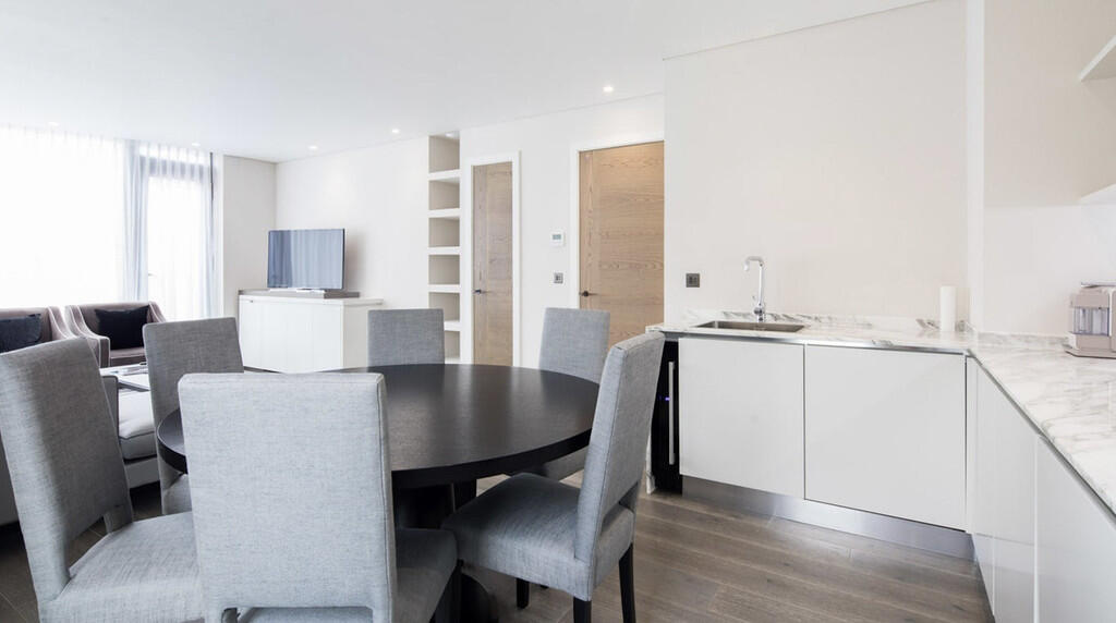 Apartment in London, Westminster, Victoria - More