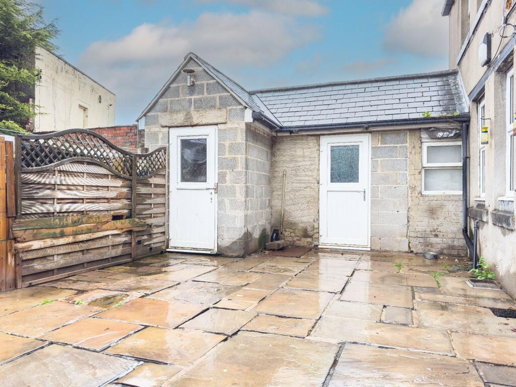 Additional image 30 of Cleckheaton Road, Oakenshaw, BD12 7AD