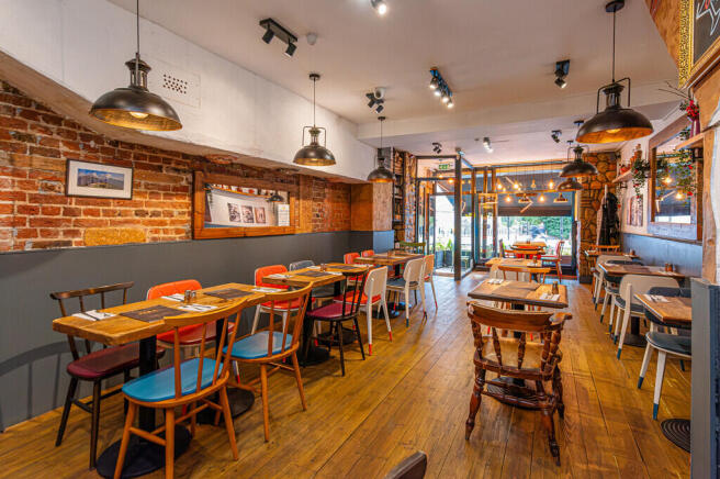 Upper Street 170-...