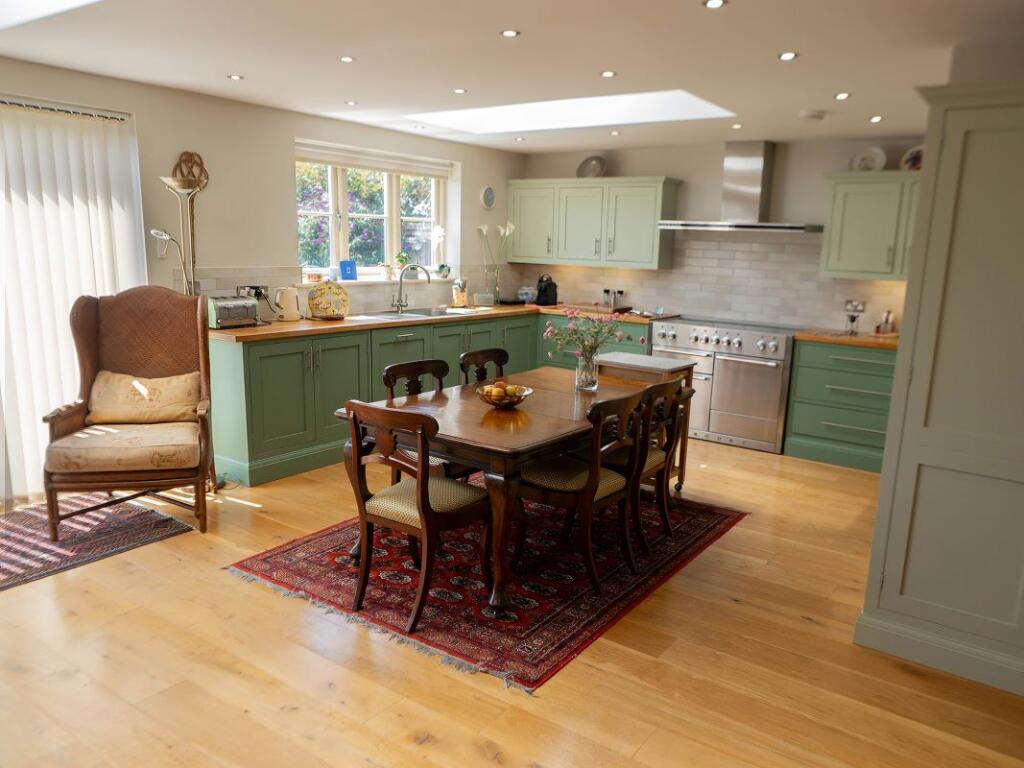 40A High Street, Chalgrove, Oxford, Oxfordshire, OX44 7SR photo 4