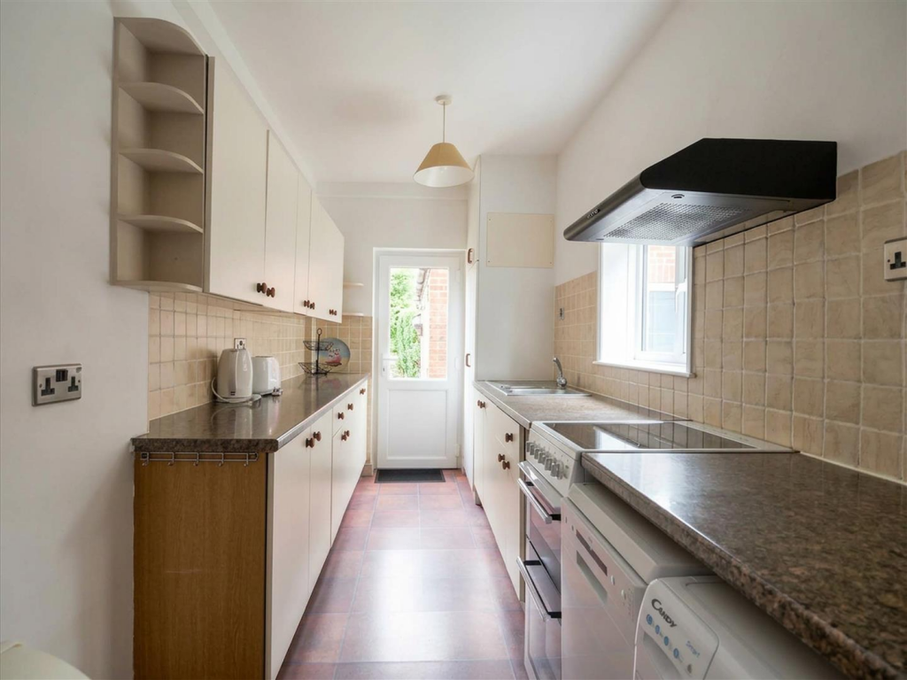 House in York - View 4
