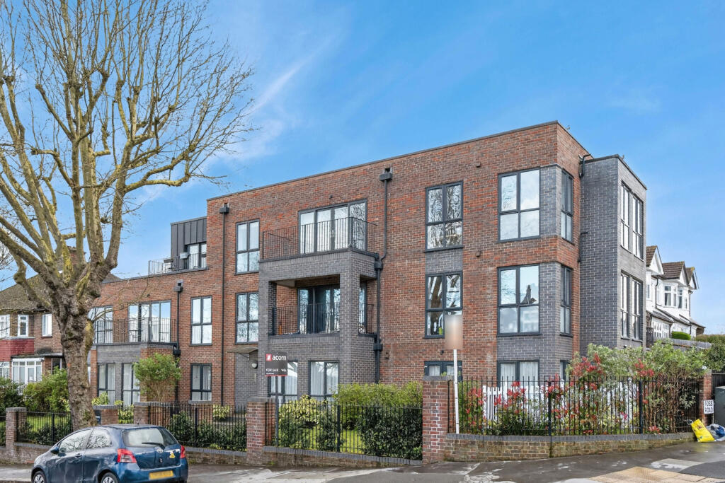 Main image of property: South Norwood Hill, London