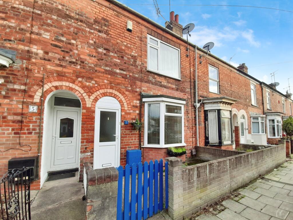 Main image of property: 7 Drake Street, Gainsborough, Lincolnshire DN21 1DF