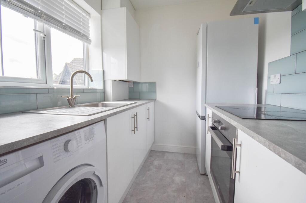 Apartment in Bedford - View 3