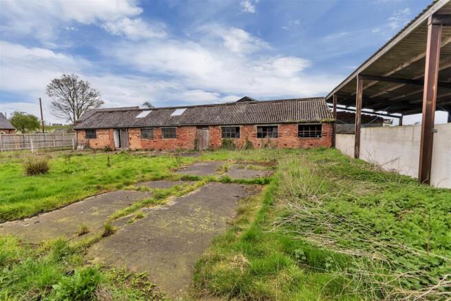 BARN 2