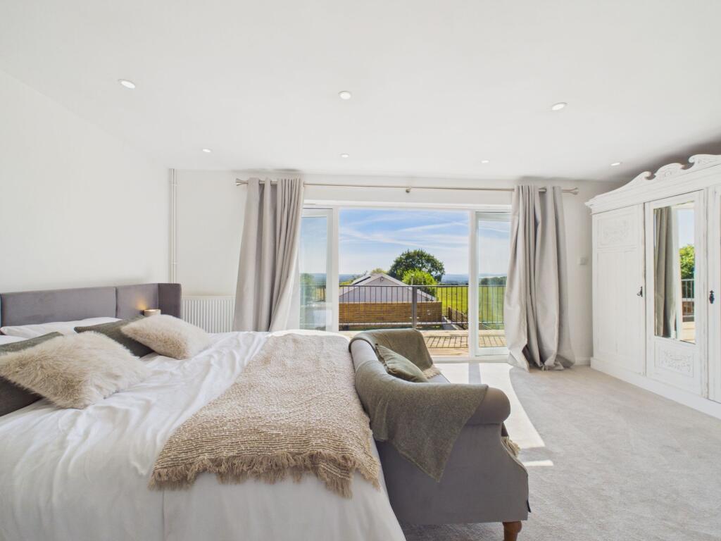 House in Swansea, Mawr - View 3